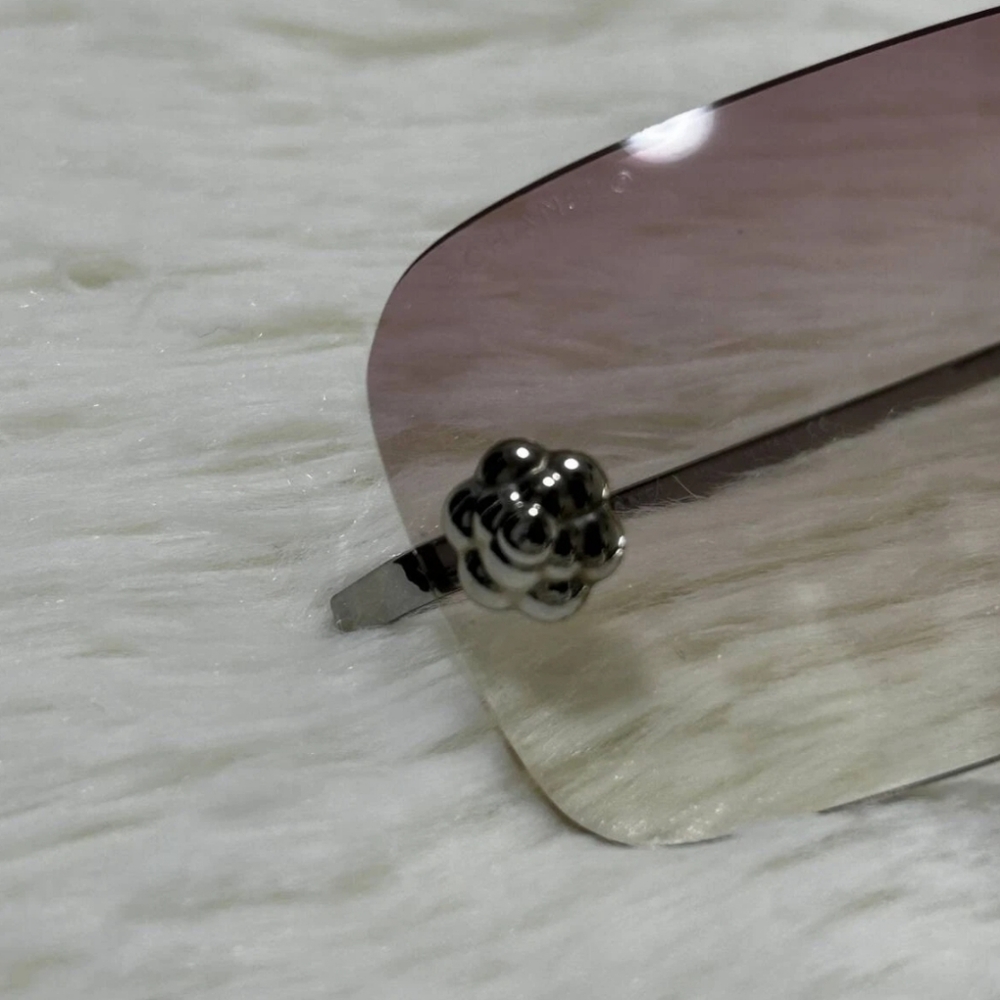 Chanel Gradient Camellia Rimless Sunglasses With COA - Picture 10 of 11